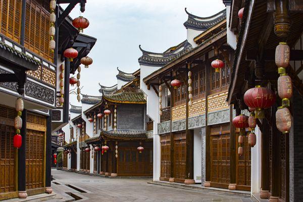 破茧成蝶:从零基础到《画说跑步之三国运动会》飞跃之旅